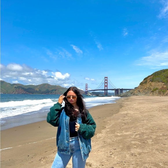 Meet your Posher, Leah - Picture 6 of 12